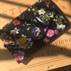 Floral Clutch